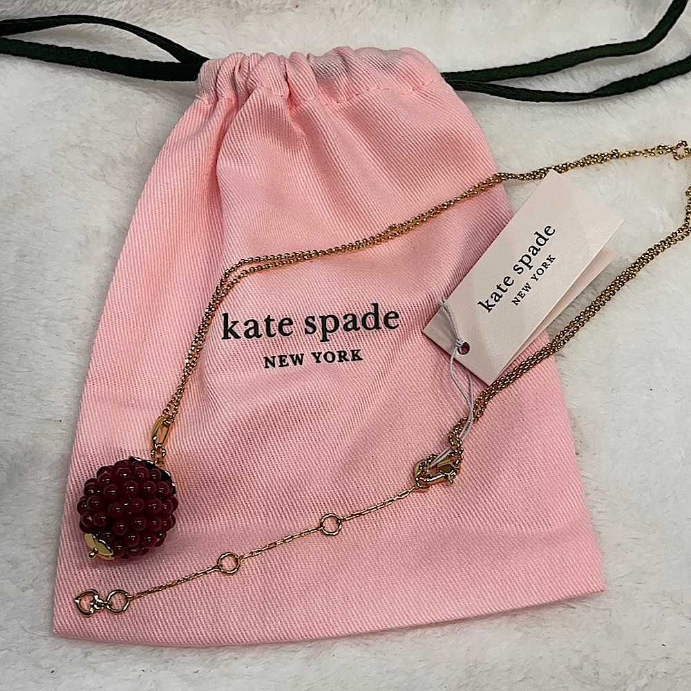 Kate Spade very berry necklace with extender